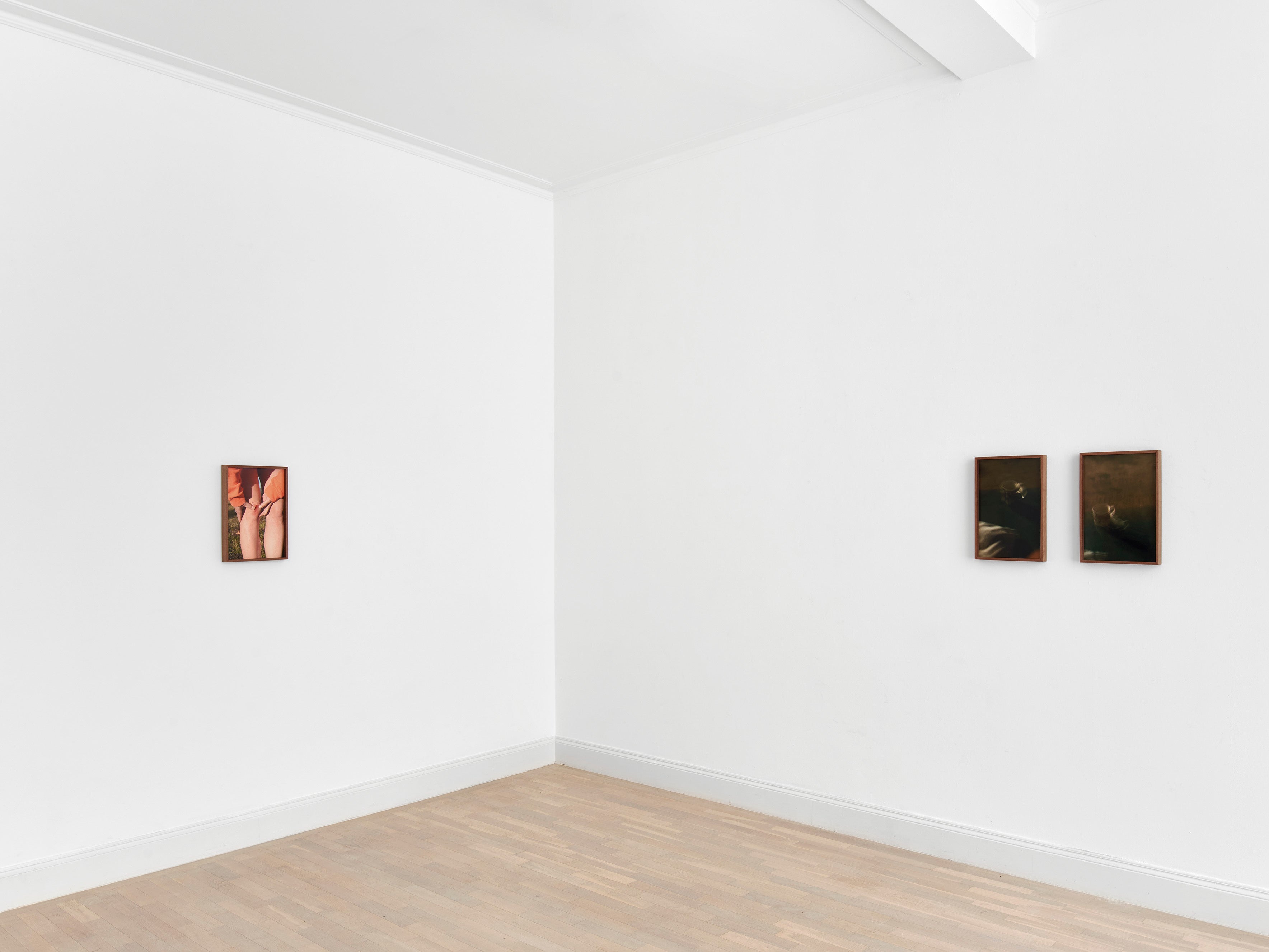 Colher, faca e garfos, Löffel, Messer und Gabeln, Spoon, knife, and forks One by Thomas Spallek with artwork by Joana Hintze and texts by Filipa da Rocha Nunes